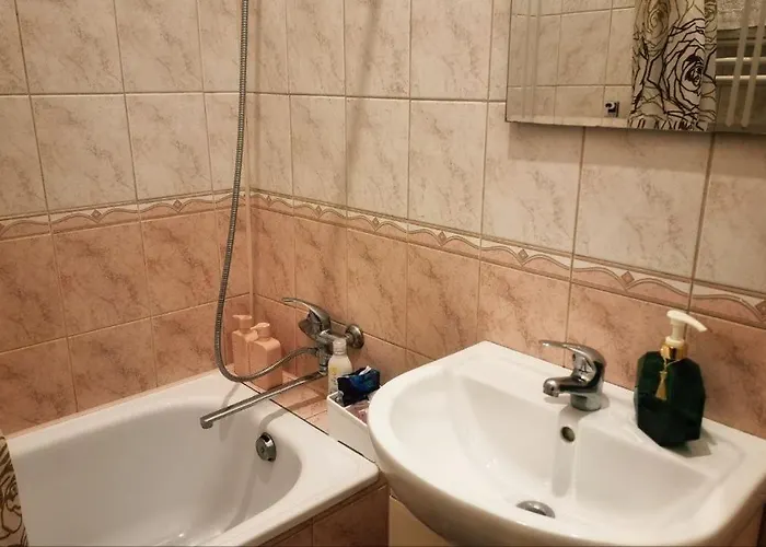 In The Center * Leópolis