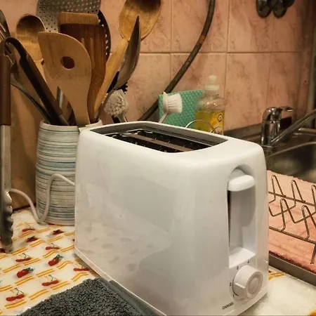 In The Center Λβιβ