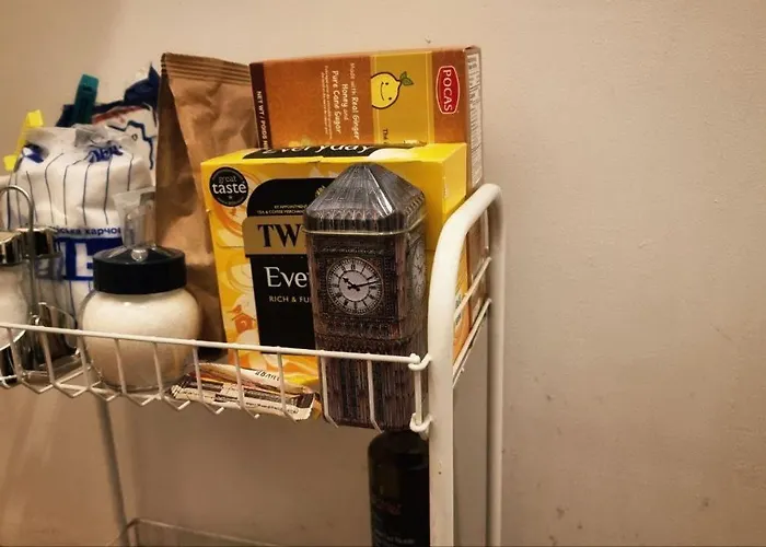 In The Center * Λβιβ